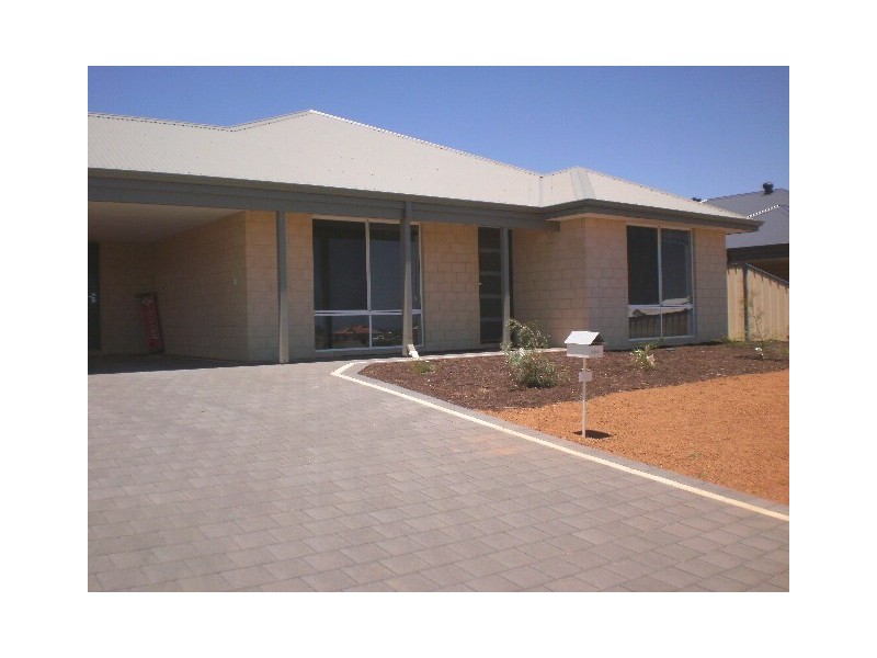 26 Ego Creek Loop, Waggrakine WA 6530