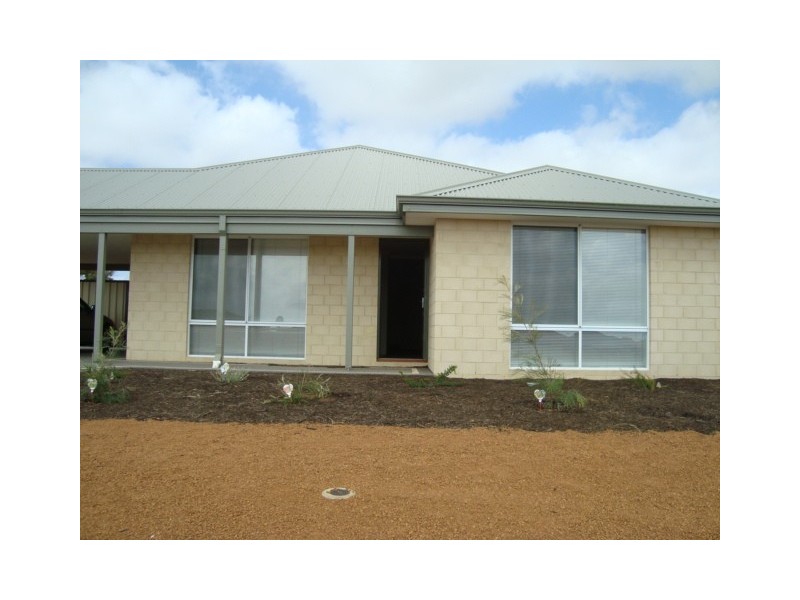 26 Ego Creek Loop, Waggrakine WA 6530