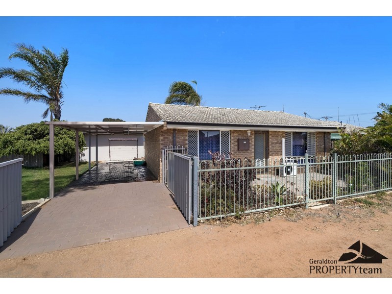 231A Second, Wonthella WA 6530