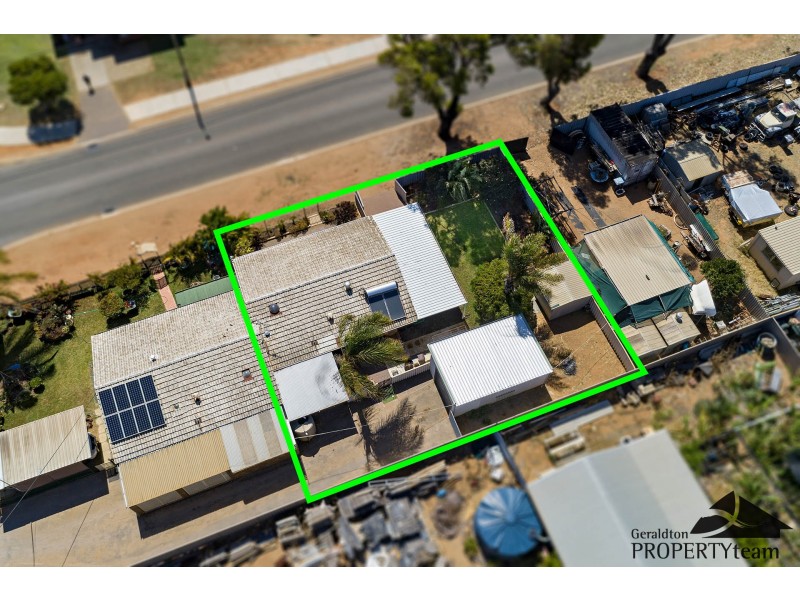 231A Second, Wonthella WA 6530