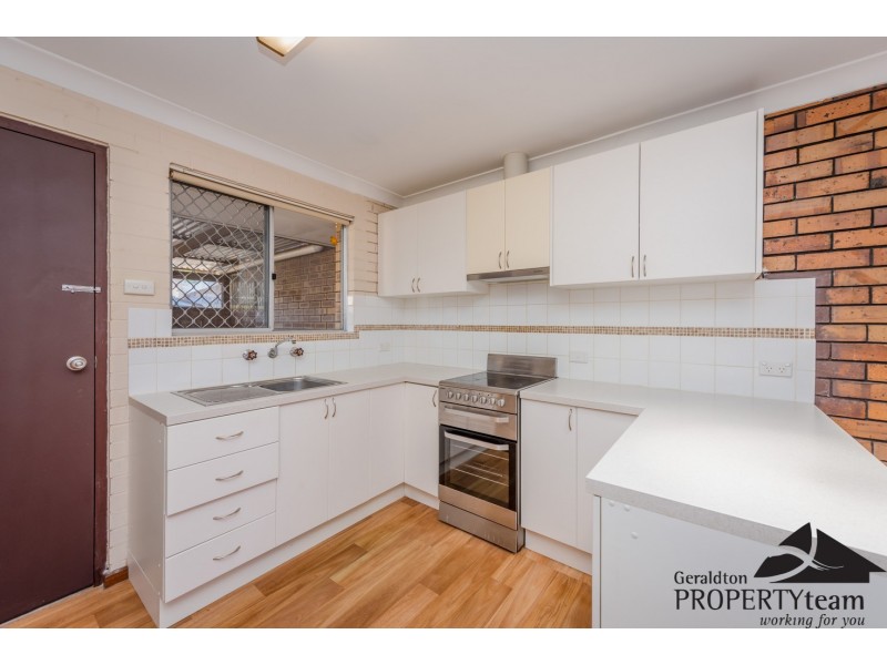 231A Second, Wonthella WA 6530