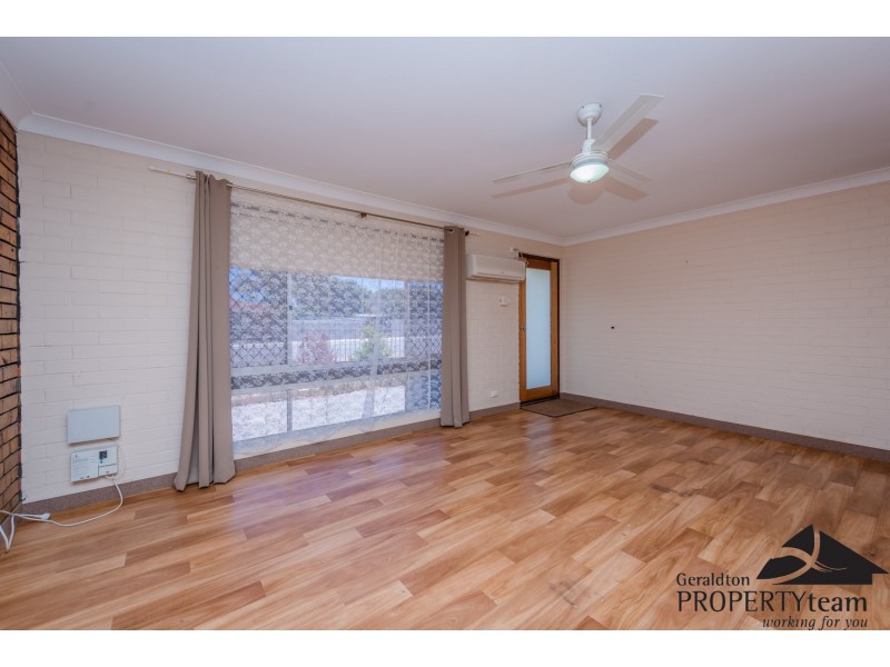 231A Second, Wonthella WA 6530