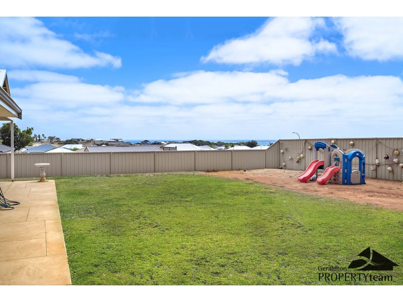 43 Reef Boulevard, Drummond Cove WA 6532