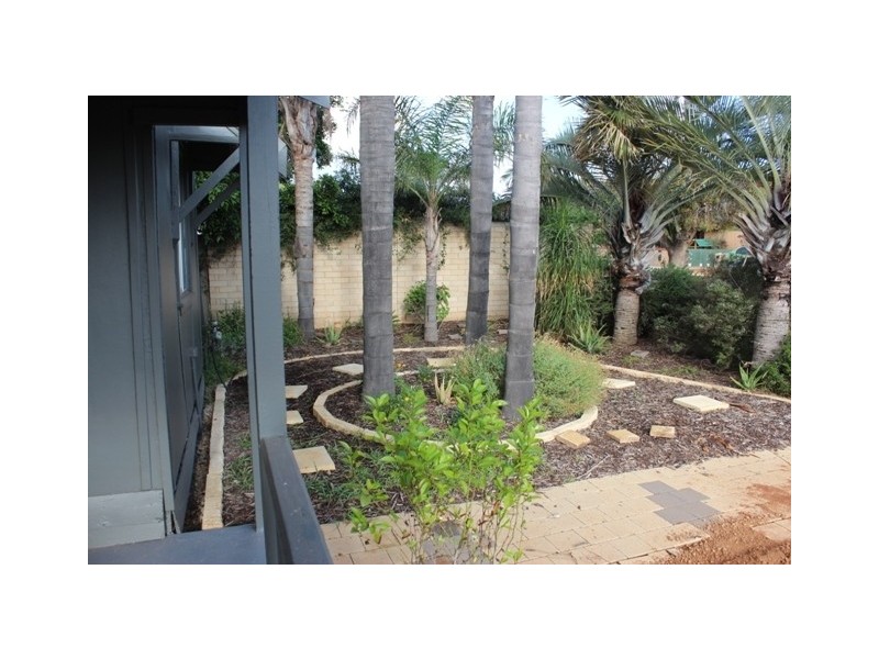 290A Seventh Street, Wonthella WA 6530