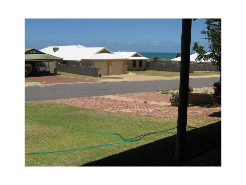 33B Bellimos Drive, Wandina WA 6530