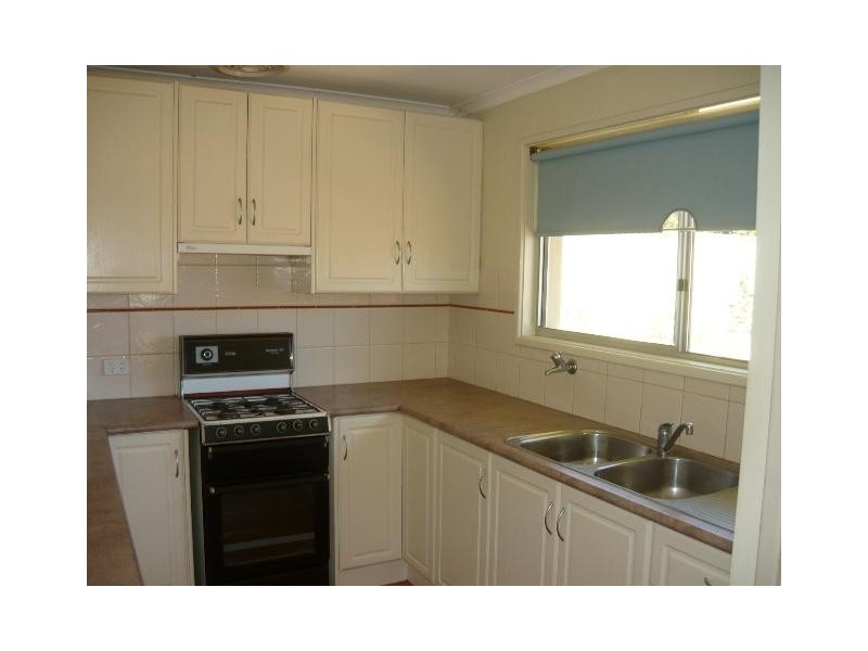 4 Lawson Place, Tarcoola Beach WA 6530