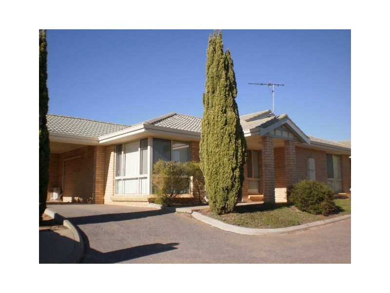 1/4 McDermott Drive, Wandina WA 6530