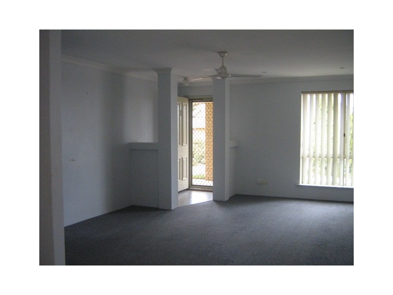 1/4 McDermott Drive, Wandina WA 6530