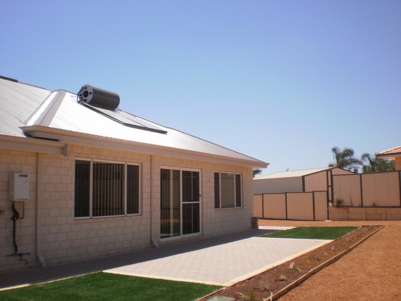 241 Chapman Valley Road, Waggrakine WA 6530