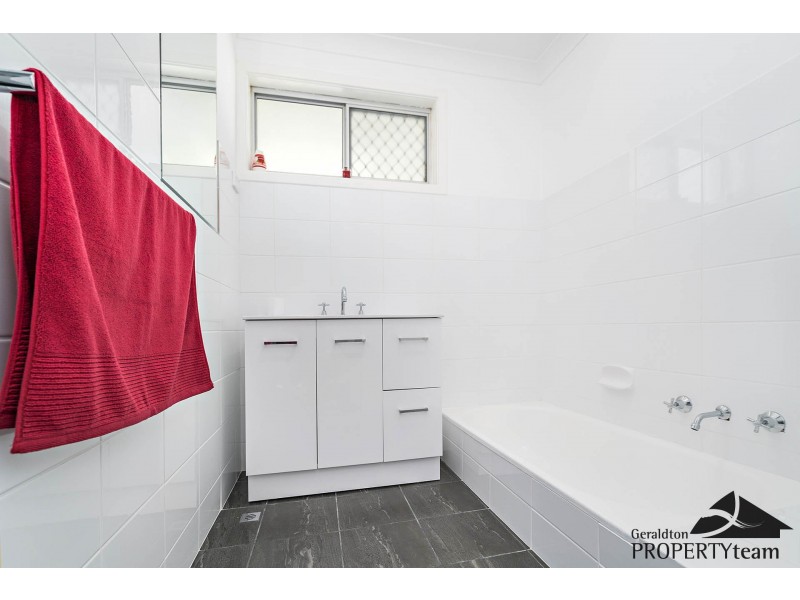 5 Olive Street, Tarcoola Beach WA 6530