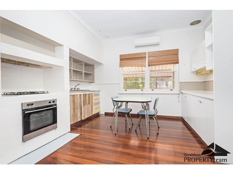 191 Shenton Street, Beachlands WA 6530