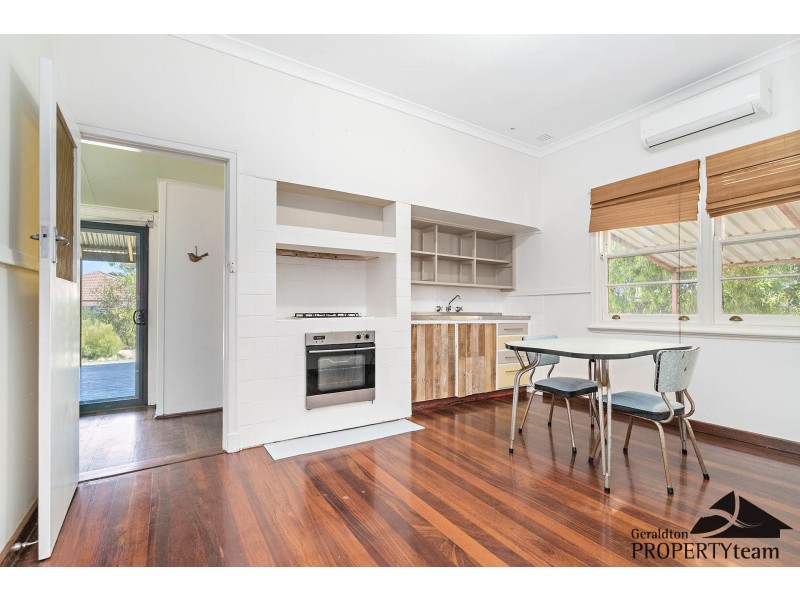 191 Shenton Street, Beachlands WA 6530