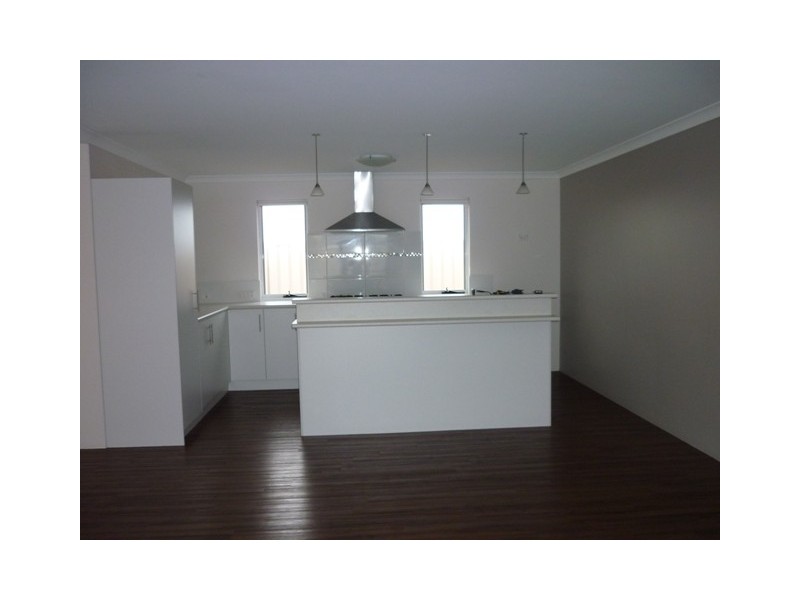 15 Poseidon Way, Glenfield WA 6532