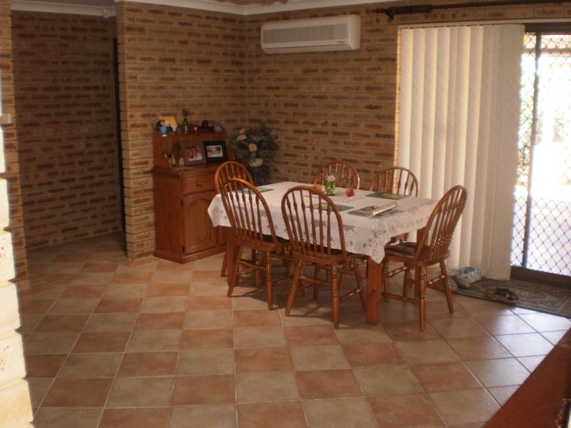 17 Robinson Street, Spalding WA 6530