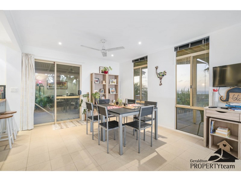 3 Eakins Crescent, Wandina WA 6530