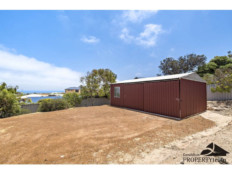 3 Eakins Crescent, Wandina WA 6530