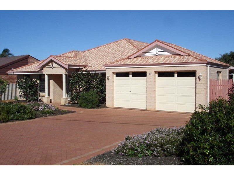 14 Eastern Road, Geraldton WA 6530
