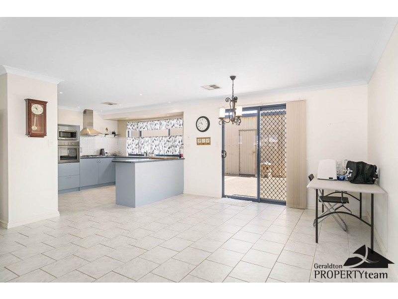 26 Wahn Avenue, Waggrakine WA 6530