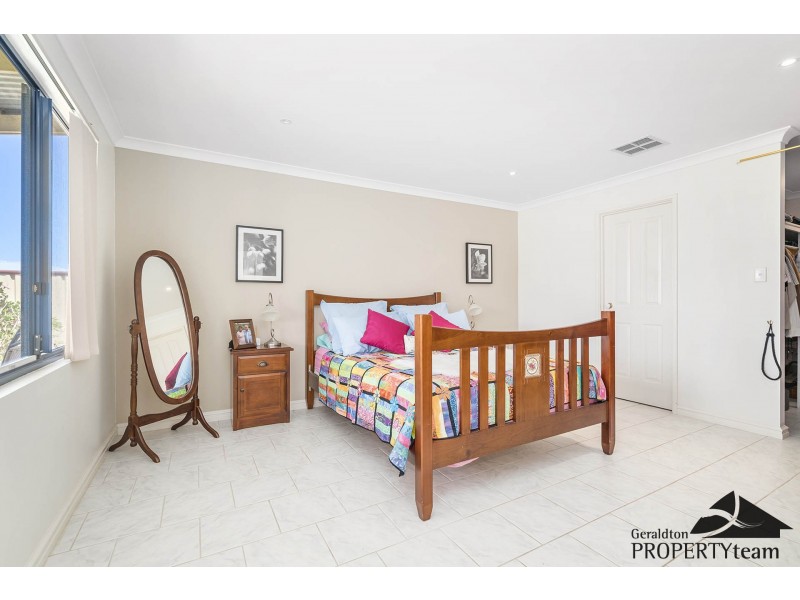 26 Wahn Avenue, Waggrakine WA 6530