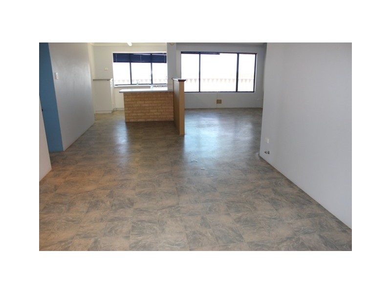 7 Auger Green, Wandina WA 6530