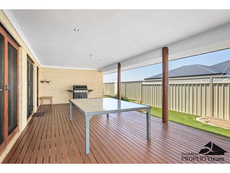 16 Moorings Loop, Sunset Beach WA 6530