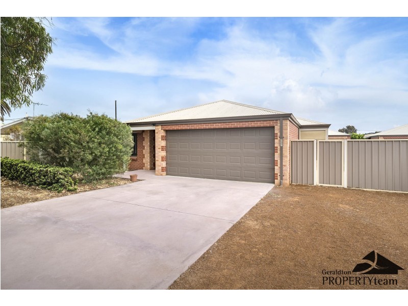 2/237 Seventh Street, Wonthella WA 6530