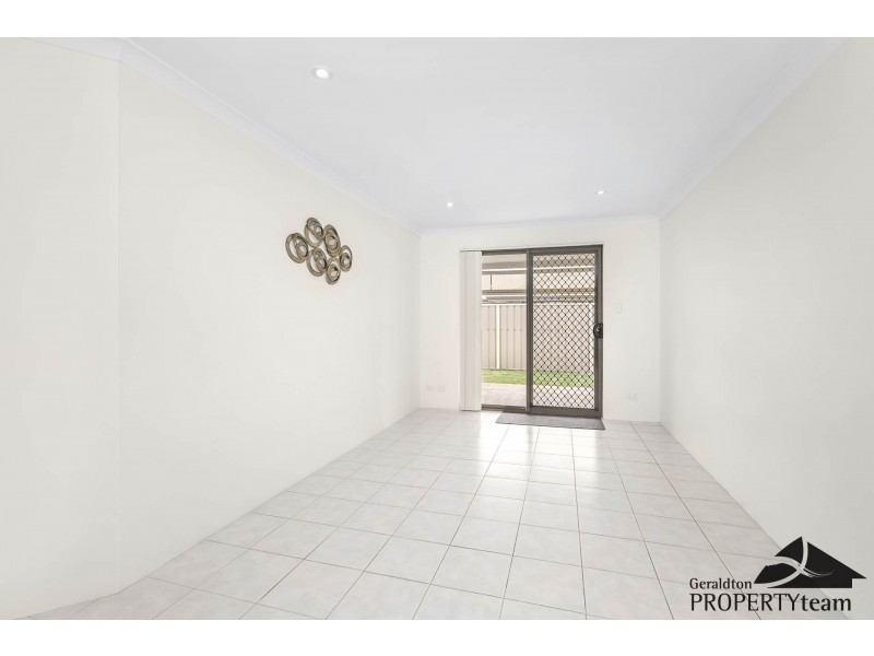 2/237 Seventh Street, Wonthella WA 6530