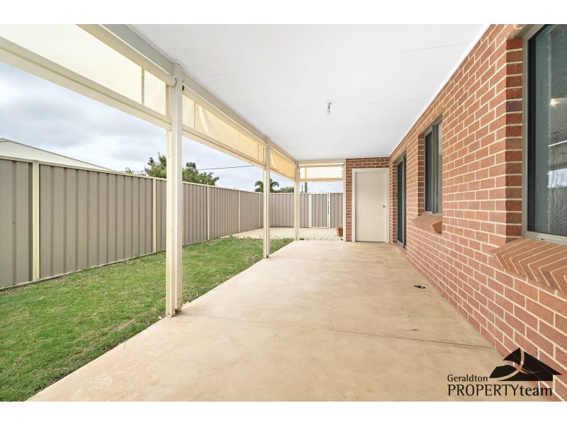 2/237 Seventh Street, Wonthella WA 6530