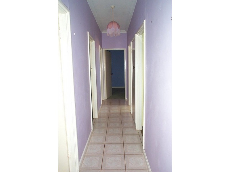 39 Crowther Street, Beachlands WA 6530