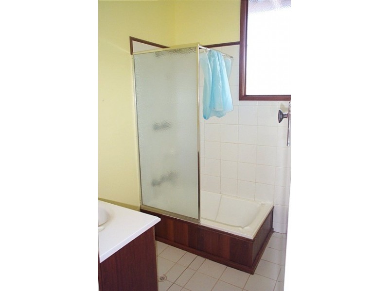 39 Crowther Street, Beachlands WA 6530