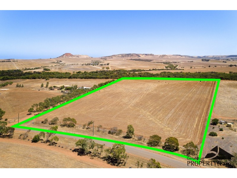 17 Hill River Way, Moonyoonooka WA 6532