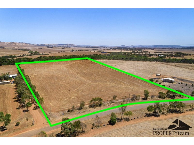 17 Hill River Way, Moonyoonooka WA 6532