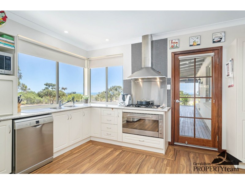 282 Sutcliffe Road, Waggrakine WA 6530