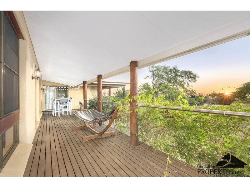 282 Sutcliffe Road, Waggrakine WA 6530