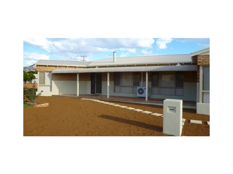 3 Glass Crescent, Mahomets Flats WA 6530