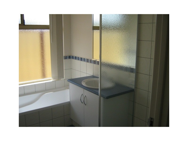 6 Reef Boulevard, Drummond Cove WA 6532