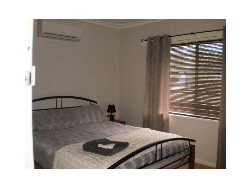 241 Second Street, Wonthella WA 6530