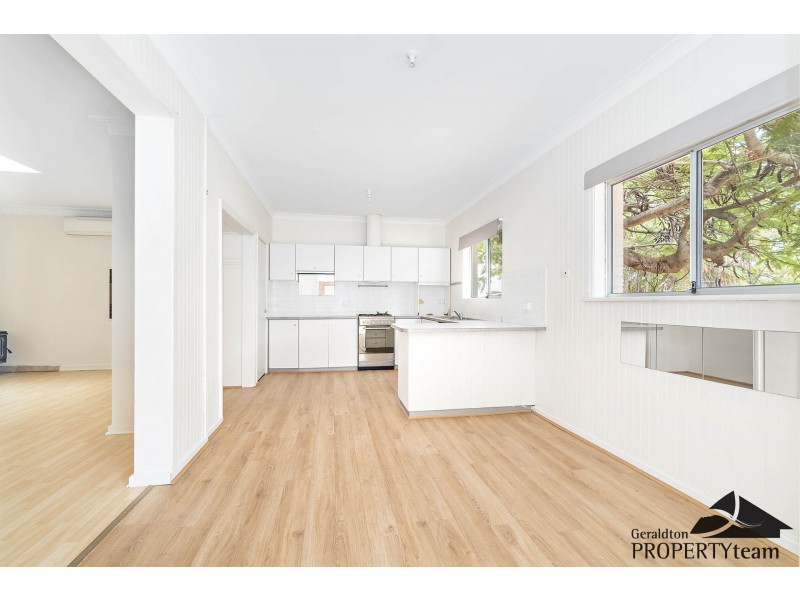 148 Shenton Street, Beachlands WA 6530