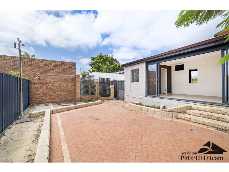 148 Shenton Street, Beachlands WA 6530