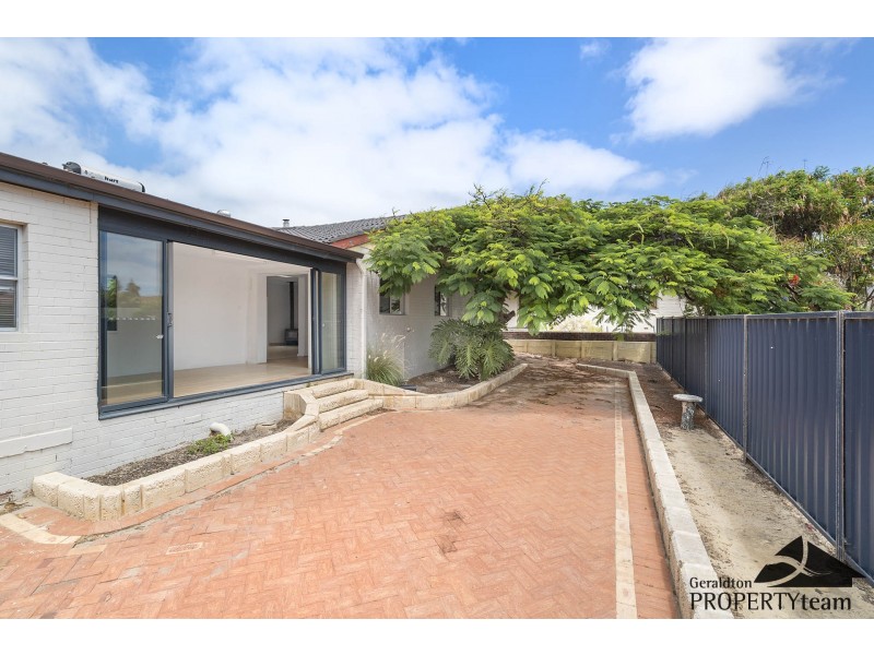 148 Shenton Street, Beachlands WA 6530
