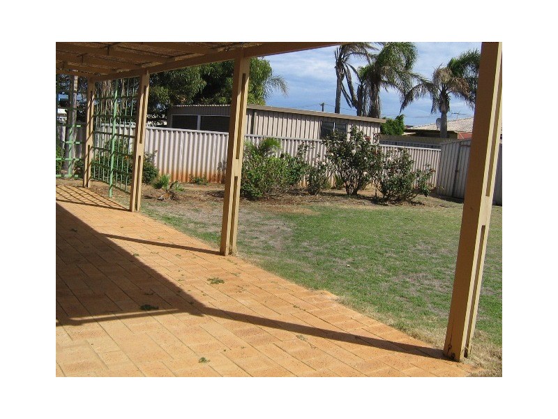 90 McAleer Drive, Mahomets Flats WA 6530