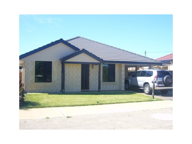 120 Burgess Street, Beachlands WA 6530