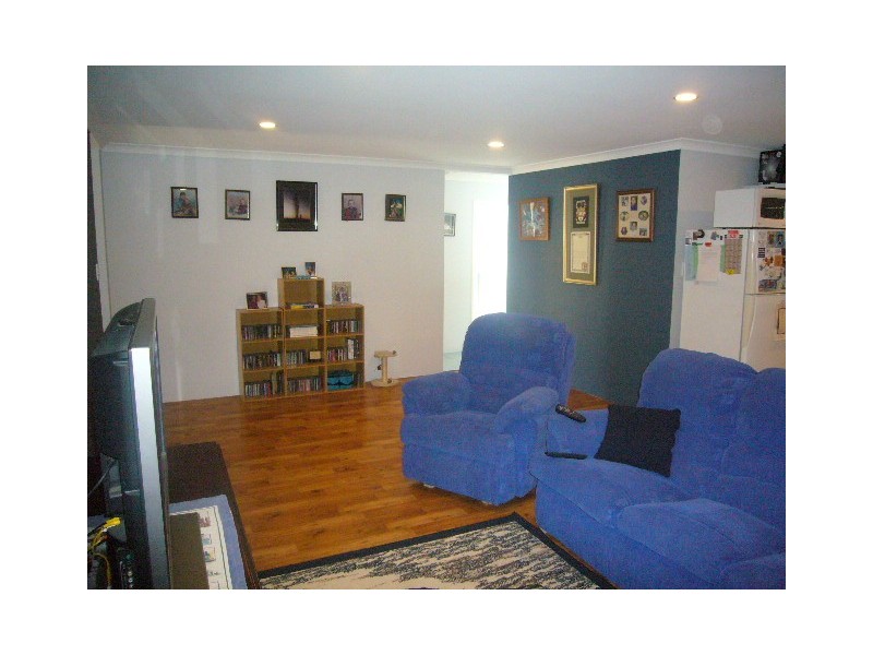 120 Burgess Street, Beachlands WA 6530