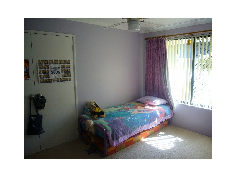 120 Burgess Street, Beachlands WA 6530