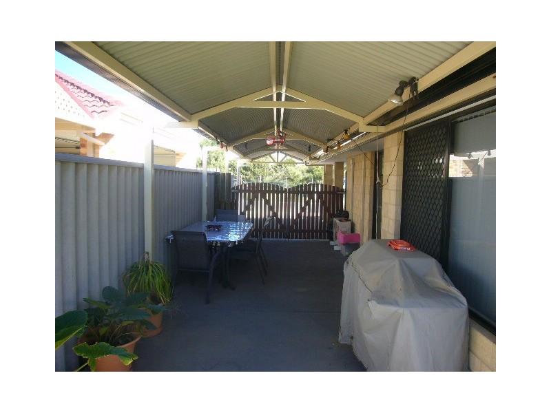 120 Burgess Street, Beachlands WA 6530