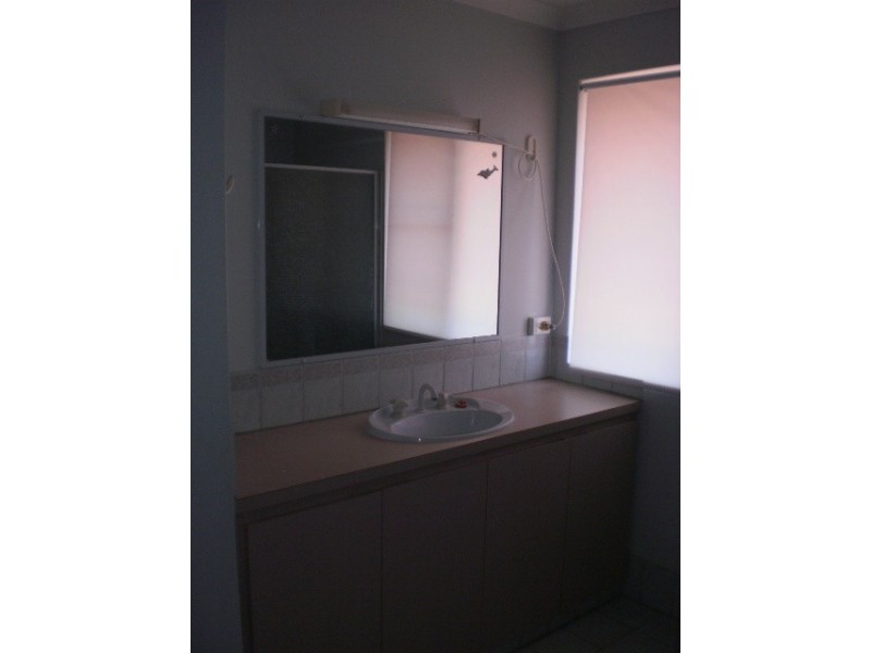 286 Sixth Street, Wonthella WA 6530