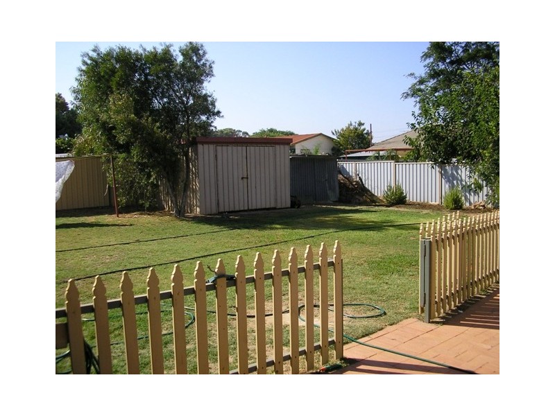 9  Houtman Street, Geraldton WA 6530