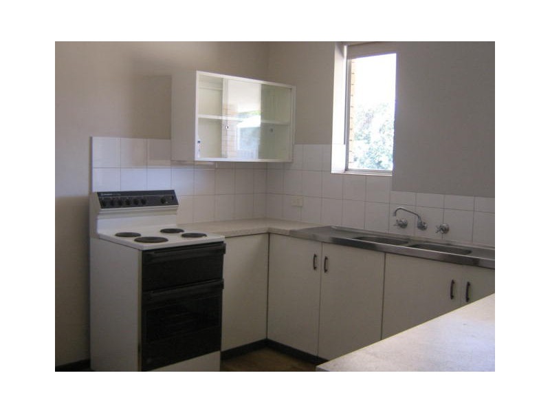 8 Koolinda Street, Geraldton WA 6530