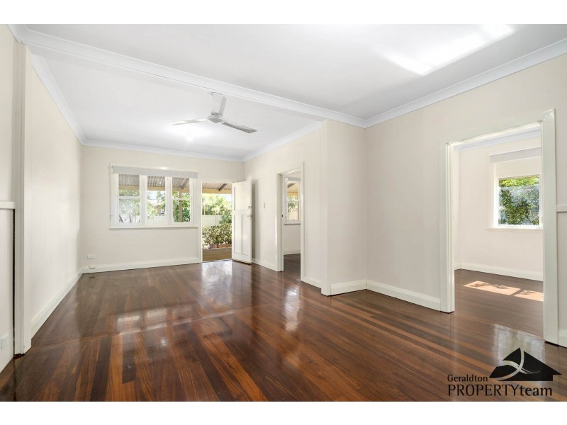 231 First Street, Wonthella WA 6530