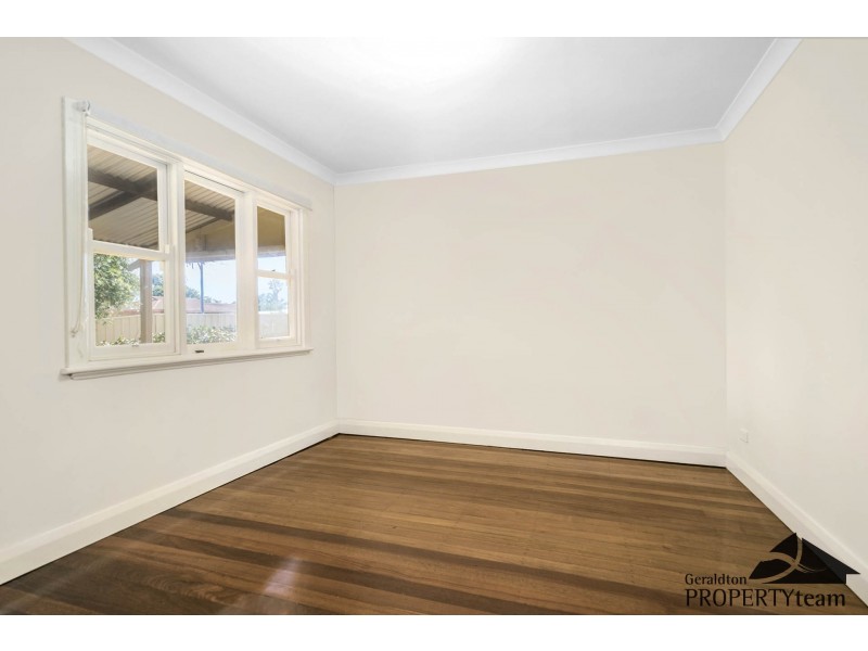 231 First Street, Wonthella WA 6530